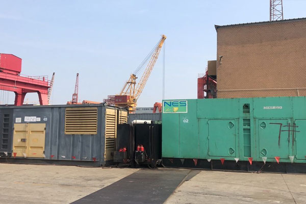 洮南发电机出租空气滤清器的清洁频率是多少？